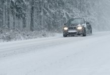 Названо 4 зимові помилки водіїв, які руйнують зчеплення і трансмісію авто