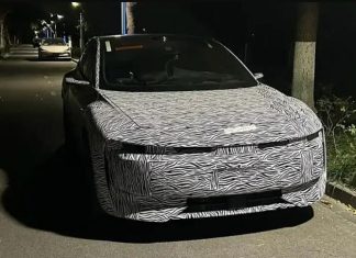 Новий бренд AUDI вивів на тести свій перший електричний універсал