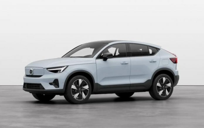 Volvo відкликає електрокари C40 через проблеми з модулями подушок безпеки