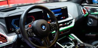 BMW анонсувала новинки 2025 року: оновлені кросовери та потужний M2 CS