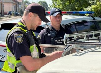 Водіям на замітку: коли можна не показувати документи поліції