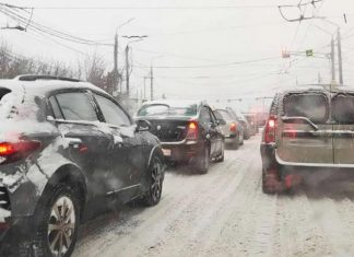 Експерт розповів, чому повільна їзда може нашкодити двигуну