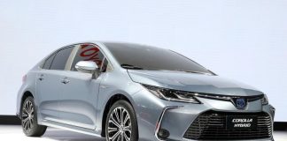 Toyota відкликає автомобілі через проблеми з гальмівною та кермовою системами