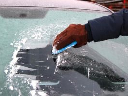 Ніякого льоду: підготовка лобового скла до зимових умов Ніякого льоду: підготовка лобового скла до зимових умов