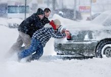 Основні поради водіям, як запобігти буксуванню в снігу