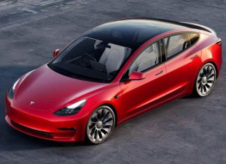 Як швидка зарядка вплинула на батарею Tesla за 250 тисяч км пробігу
