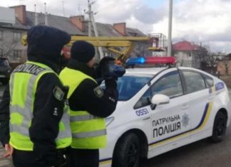 Що робити, коли вас зупиняють без причини: поради водіям