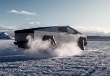 Tesla Cybertruck не впорався зі снігом: проблема з фарами