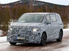 Фургон Mercedes-Benz V-Class 2026 року отримає електричну архітектуру VAN.EA Фургон Mercedes-Benz V-Class 2026 року отримає електричну архітектуру VAN.EA
