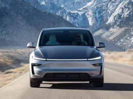 Оновлена Tesla Model Y викликала ажіотаж у Китаї: розкрито кількість попередніх Оновлена Tesla Model Y викликала ажіотаж у Китаї: розкрито кількість попередніх