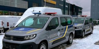 Українська поліція отримує нові патрульні автомобілі