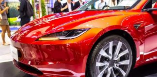 Tesla пропонує електрокари зі знижками до 10 тис. доларів