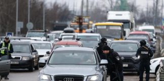 Що не варто говорити патрульним: поради юристів для водіїв