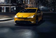 Японська надійність: представлена ​​нова версія Toyota Prius