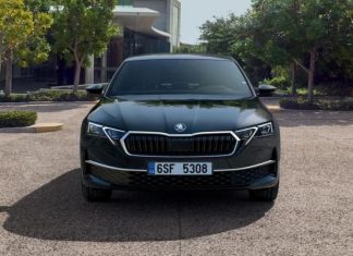 Skoda представила повнопривідну версію Octavia 2025