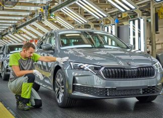 Skoda тихо, але впевнено встановлює світові рекорди