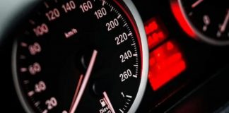 У США різко зросла кількість авто зі скрученим пробігом перед продажем