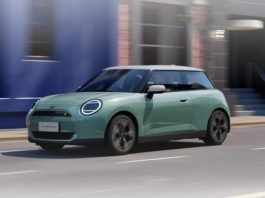 Компанія BMW запустила продаж нового Mini Cooper Компанія BMW запустила продаж нового Mini Cooper