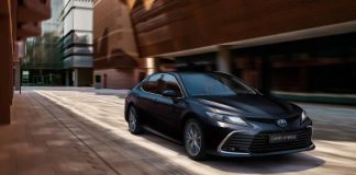 Toyota оголосила два відкликання для моделей Camry, Tacoma і Lexus