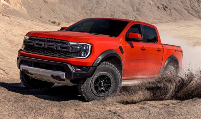 Ford розглядає можливість випуску позашляхового суперкара під брендом Raptor