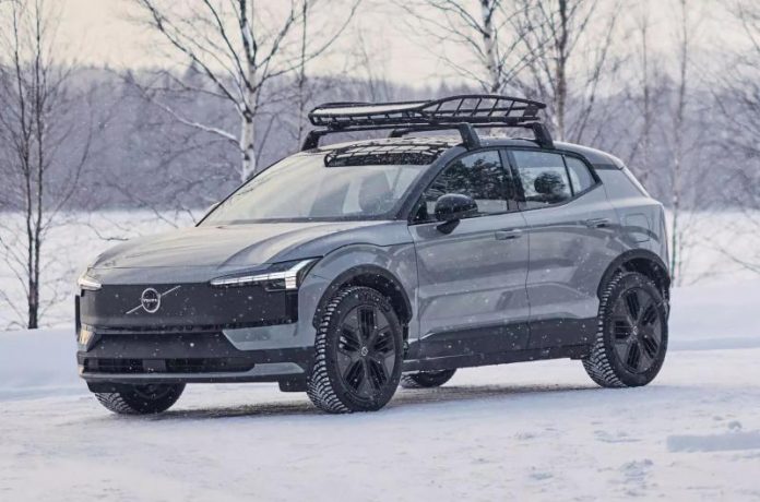 Представлений позашляховий електрокар Volvo EX30 Cross Country