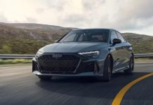 Audi представляє оновлений седан RS3 із двигуном 2,5 літра потужністю 394 к.с.