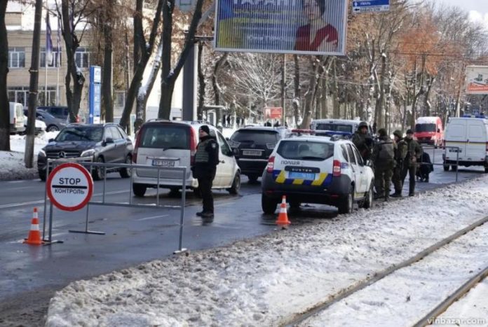 Авто на блокпостах зупиняють за новими правилами: що потрібно знати