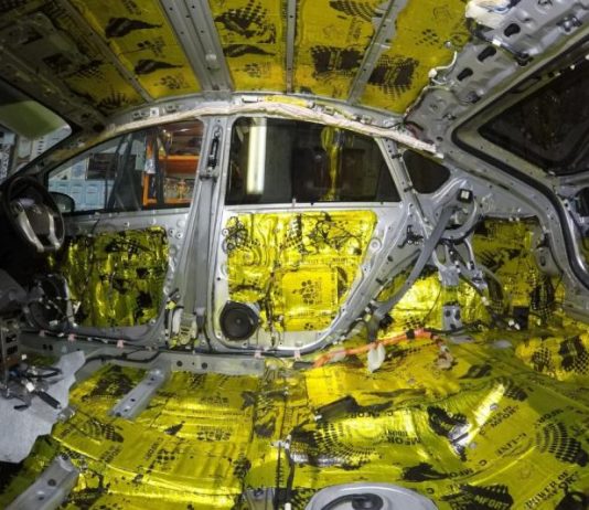 В автосервісі пояснили, як шумоізоляція може вбити вашу машину В автосервісі пояснили, як шумоізоляція може вбити вашу машину