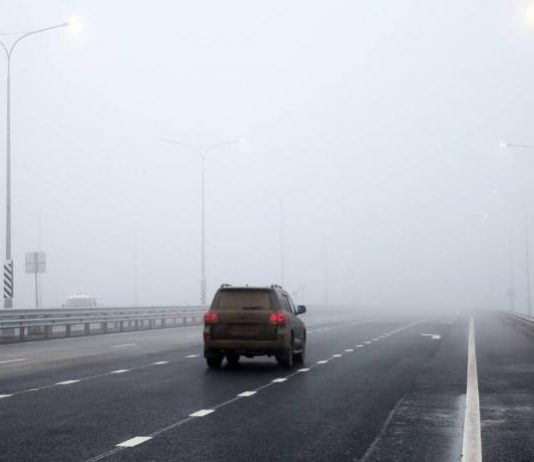 Водіям нагадали, як безпечно їздити в туман