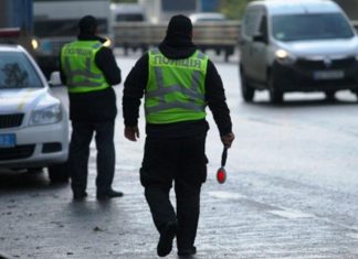 11 законних підстав, коли поліція може зупинити автомобіль