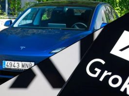 Tesla анонсувала використання голосового помічника Grok