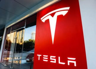 Чому автовласники все частіше продають свої Tesla