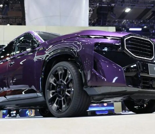 Найдорожчий кросовер BMW розпродують із гігантською знижкою Найдорожчий кросовер BMW розпродують із гігантською знижкою