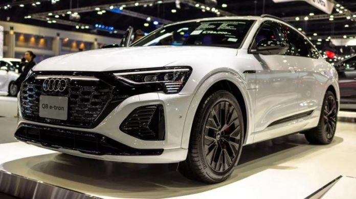 Audi розпродає залишки кросовера Q8 e-tron