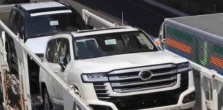 У Японії помітили гібридну версію Toyota Land Cruiser 300