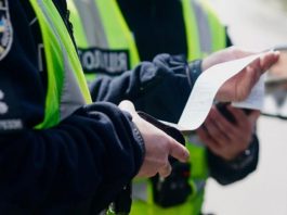 Патрульна поліція взялася за водіїв, які ігнорують поворотники Патрульна поліція взялася за водіїв, які ігнорують поворотники