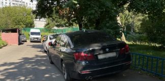 Чи дозволяється паркування автомобілів на тротуарі за українським законодавством