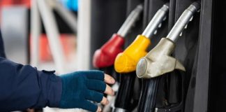 Як водіям заощадити на паливі: прості рекомендації