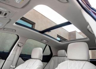 Автомайстер розкрив, як панорама впливає на конструкцію авто