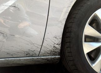 Як швидко прибрати бітум із кузова і не довести авто до ремонту
