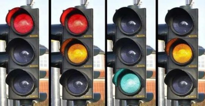Світлофори в Україні змінять вигляд: що чекає водіїв з 1 травня
