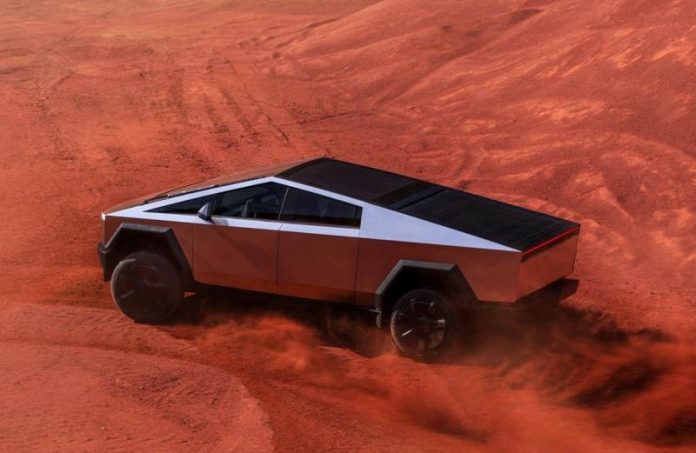 Ілон Маск обрушив ринок: вартість уживаних Tesla впала до рекорду