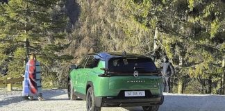 З'явилися фотографії нового Citroen C5 Aircross без камуфляжу
