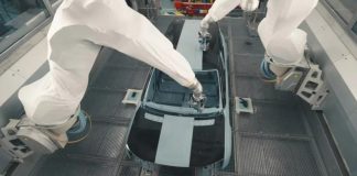 Renault здивувала новим підходом до фарбування кузова