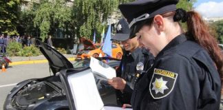 Як розмовляти з поліцією: фахівці назвали ключові фрази для водіїв