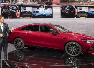 Mercedes CLA знову оновився: автомобіль став довшим і просторішим, зберігши колишній дизайн