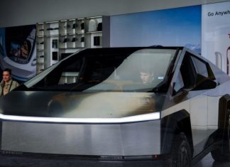 Представлений найдешевший варіант Tesla Cybertruck