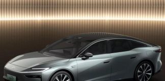 Toyota представила новий бізнес-седан, який став більш просторим і передовим за Camry