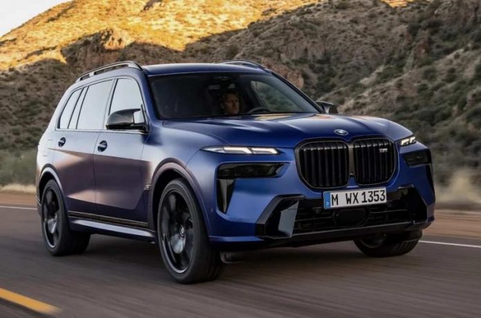 У BMW випадково підтвердили, що готують друге покоління розкішного кросовера X7