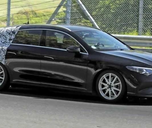Mercedes CLA помічений на дорожніх тестах у більш практичному кузові Shooting Brake
